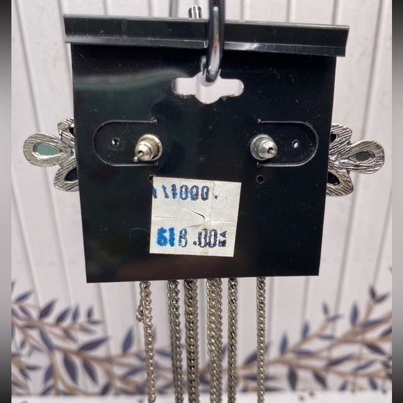 NEW Rhinestone Crusted Silver Toned Chain Tassel Earrings - Picture 6 of 7